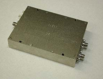 S波段寬帶功率放大器AM094233SF-3H